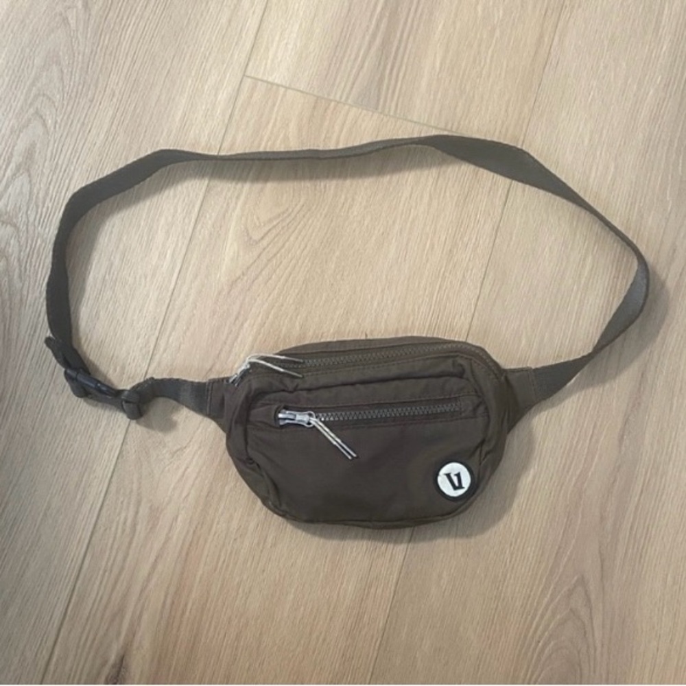 Vuori Army Belt Bag - Picture 3 of 8